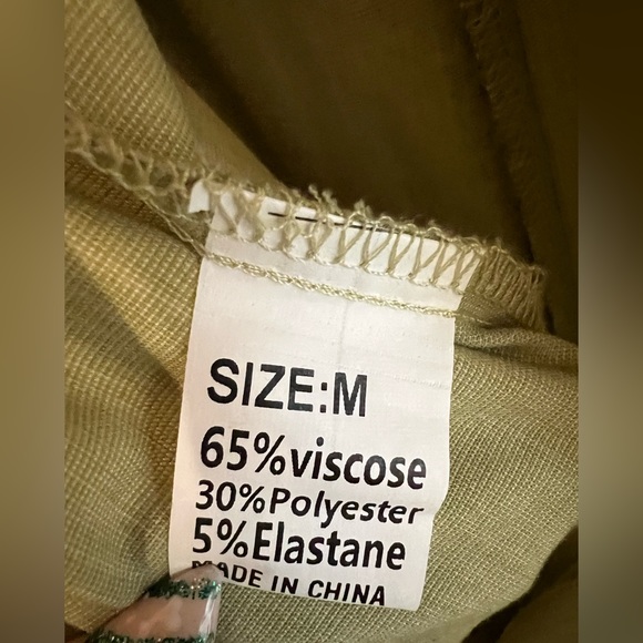 NWT One Shoulder jumper - Picture 5 of 5